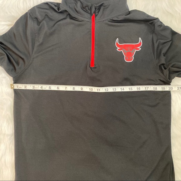 Men’s Chicago Bulls jacket - Picture 4 of 8
